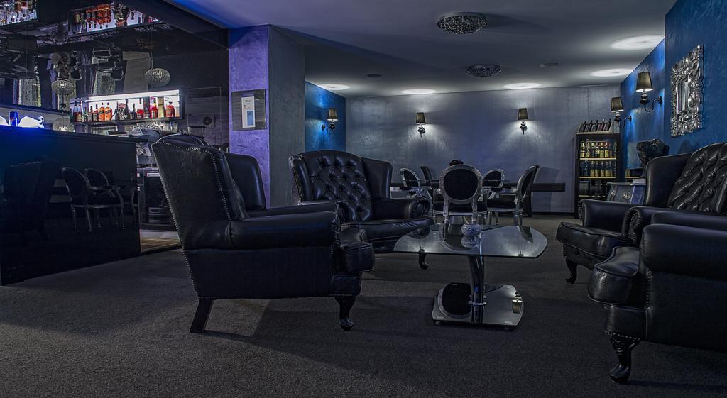 Hotel Polo Прешов Экстерьер фото
